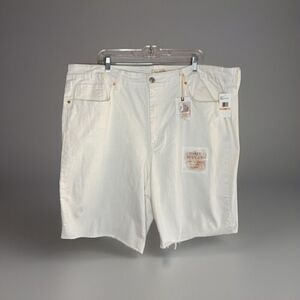 Jessica Simpson Adored Slim Bermuda Shorts Modest White Denim Jean Fray Hem 24W